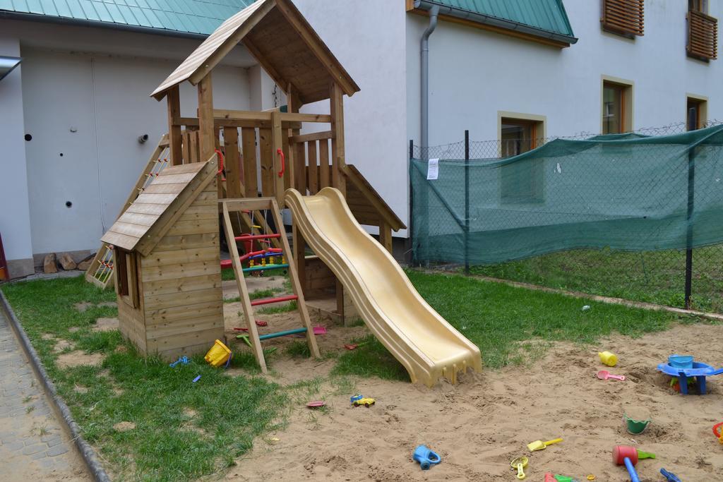 Penzion U Zámecké Zahrady Lipník nad Bečou Exterior foto